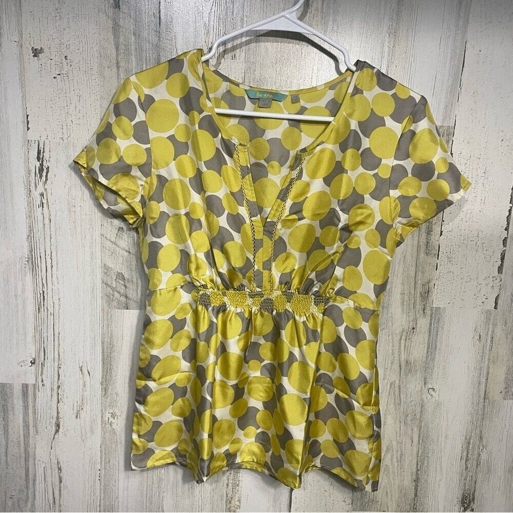 Boden‎ 100% Silk Polka Dot Blouse Top Yellow Gray Cinched Smocked V-Neck Size 6